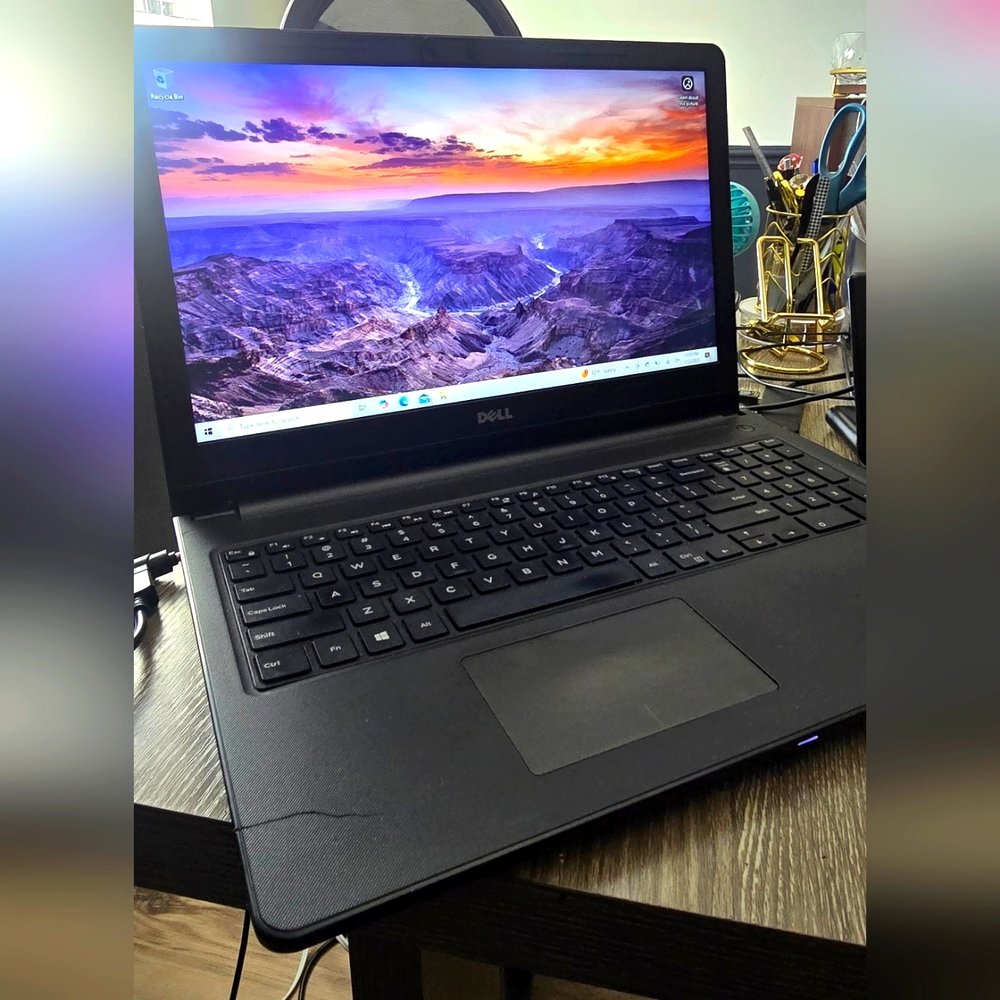 2017 Dell Inspiron 15.6 LED Backlit HD Laptop Intel Dual Core i3-7100U 2.4 GHz